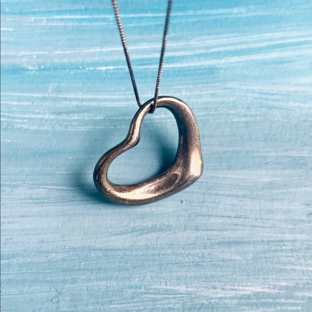 Sterling silver heart vintage pendant with chain